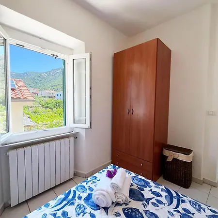 Casa Bellavista - Argonautivacanze * Pomonte (Livorno)